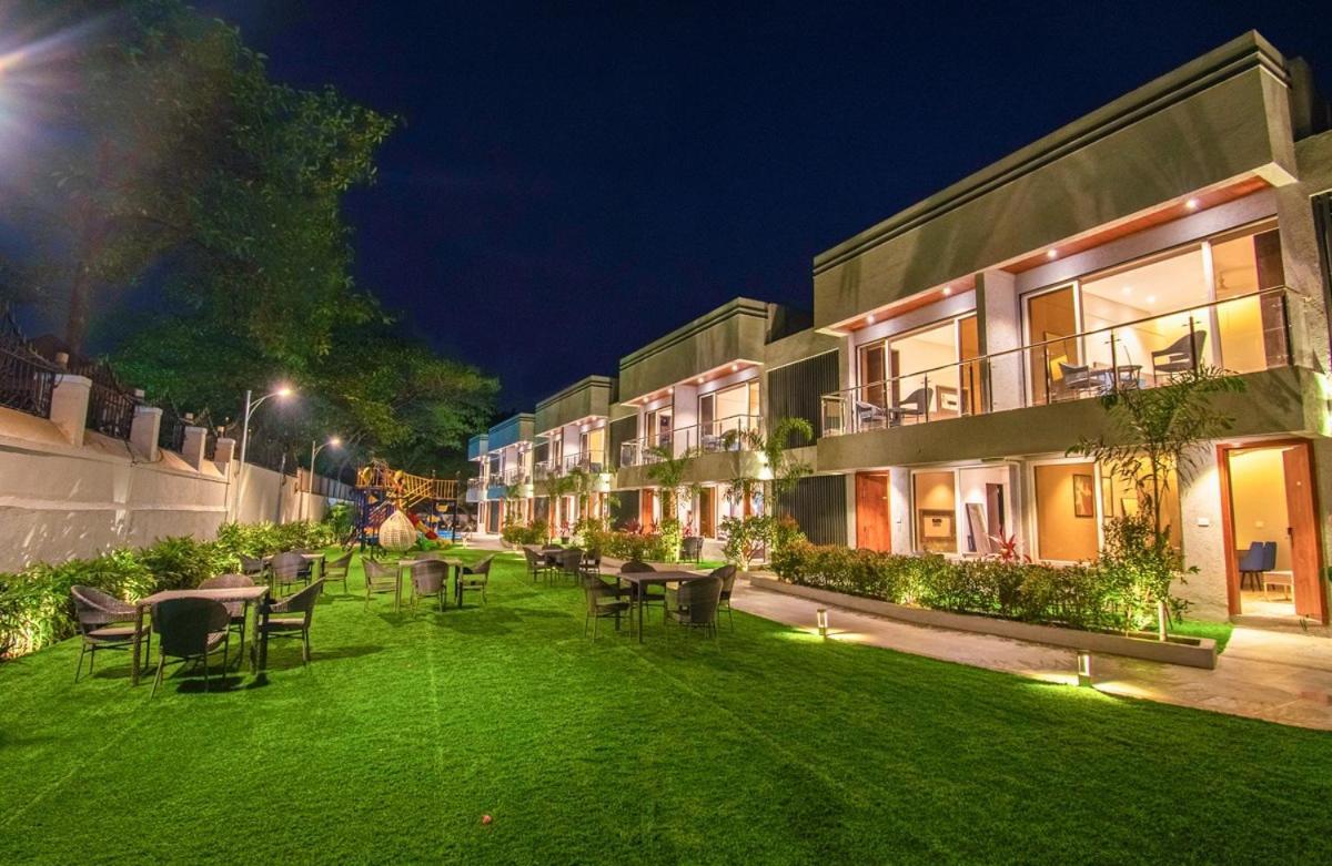 Meritas Aura Resort Лонавала Экстерьер фото
