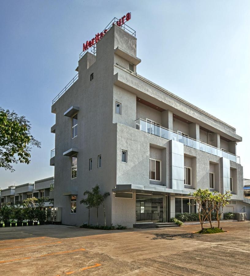 Meritas Aura Resort Лонавала Экстерьер фото