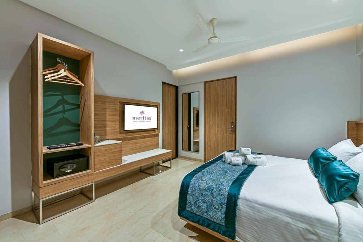 Meritas Aura Resort Лонавала Экстерьер фото